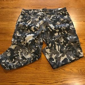 Carhartt Camo Crops